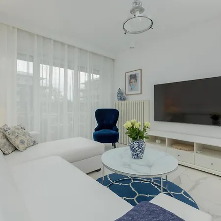 Ambra Marina - Basen &