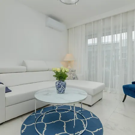 Ambra Marina - Basen & Apartment Dziwnow