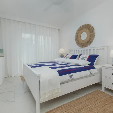 Ambra Marina - Basen &