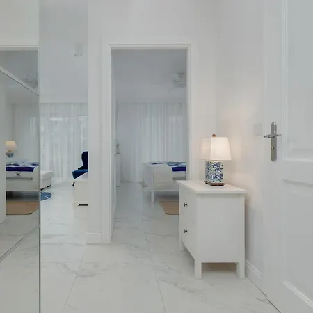 Ambra Marina - Basen & Apartment Dziwnow