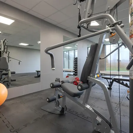 Ambra Marina - Basen & Apartmán