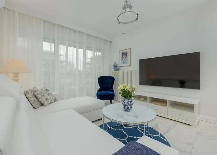 Ambra Marina - Basen &